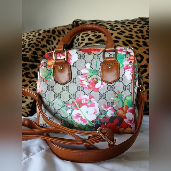 unbranded Handbags - Small Floral Handbag